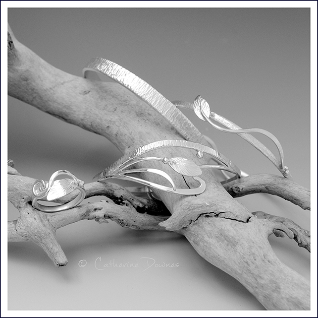 Bangles-by-contemporary-silversmith-Catherine-downes